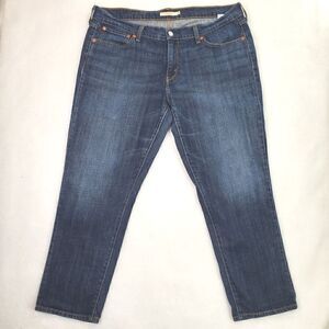 Levi's Boyfriend Jeans Size 32